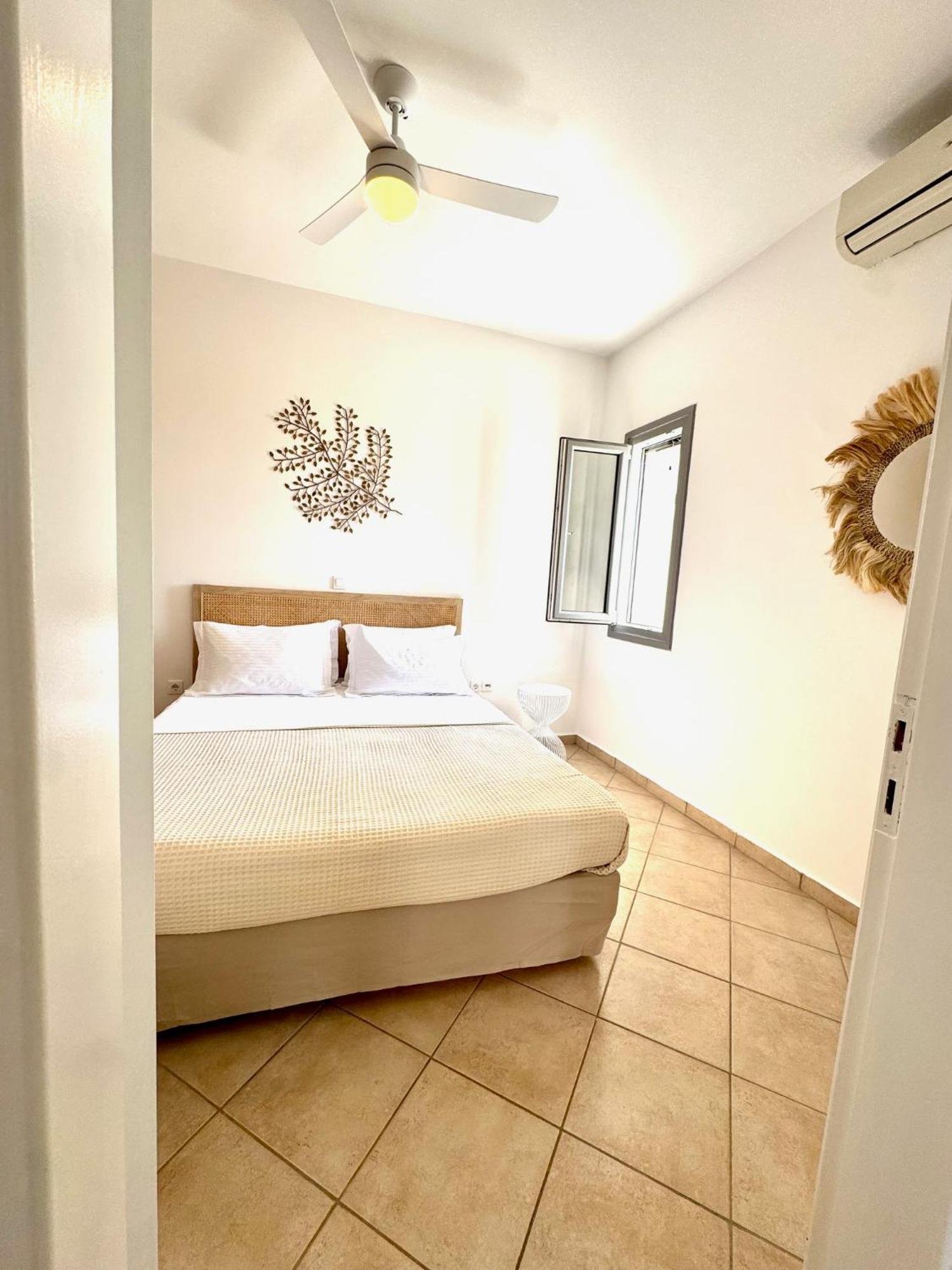 Beach House Antiparos Екстер'єр фото